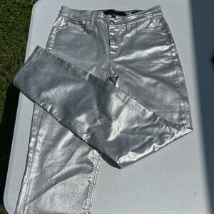 Guess Silver Skinny Jeans for Women
B3